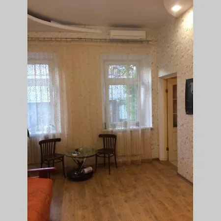 чудова в центрі міста, для відпочинку Apartment Odesa